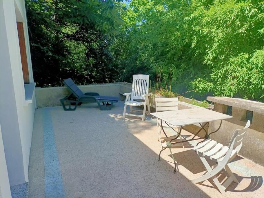 Vila La Colline Aux Oiseaux, La Tranquillite Des Bois Molieres-sur-Ceze Exteriér fotografie