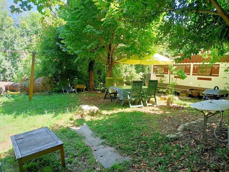 Vila La Colline Aux Oiseaux, La Tranquillite Des Bois Molieres-sur-Ceze Exteriér fotografie